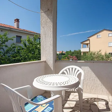 Apartment Smiljana Krk Town Exterior photo