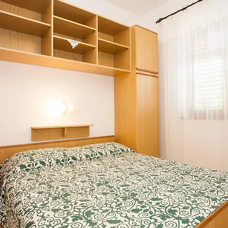 Apartment Smiljana Krk Town Exterior photo