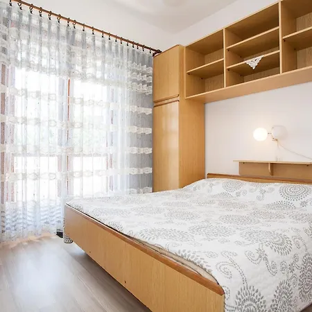 Apartment Smiljana Krk Town Exterior photo