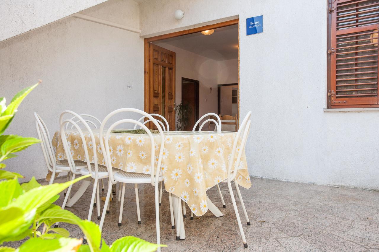 Smiljana Apartment *