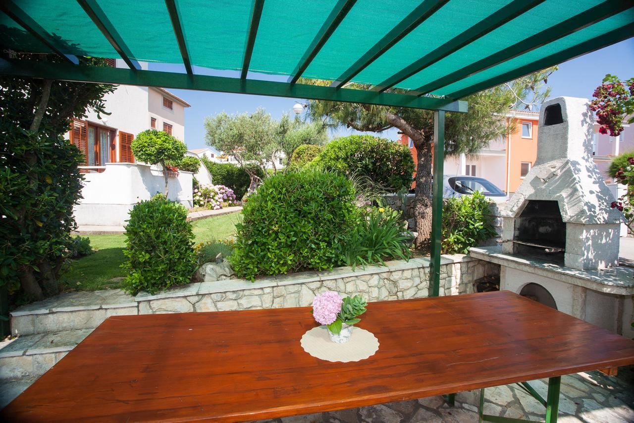 Apartment Smiljana *